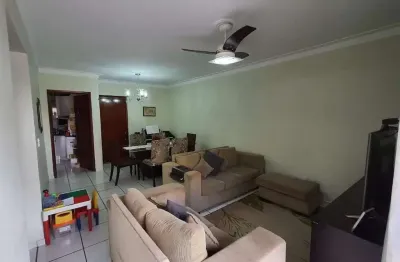 Excelente apartamento de 2 dormitorios com suite na zona leste