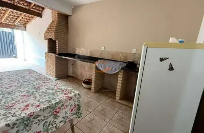 Casa com 3 quartos para alugar na Rua José Anésio Colombo, Jardim Astúrias, São José do Rio Preto