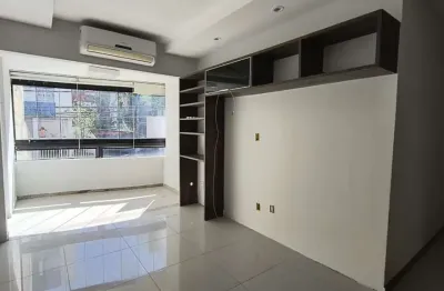 Apartamento para venda em salvador, costa azul, 3 dormitórios, 1 suíte, 3 banheiros, 1 vaga
