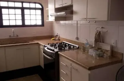 Casa para venda em araçatuba, dona amélia, 3 dormitórios, 1 suíte, 3 banheiros, 2 vagas