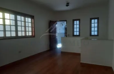 Casa com 2 quartos à venda na Rua Lua, 225, Jardim Tupanci, Barueri