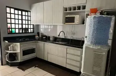 Casa com 3 quartos à venda na Rua Abrahão Vinhas, 123456, Concórdia II, Araçatuba