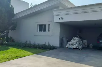 Casa térrea no residencial 2 –alphaville | 560m² de terreno, 4 quartos, piscina