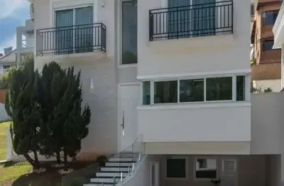 Casa porteira fechada com vista para reserva no Alphaville Residencial 3