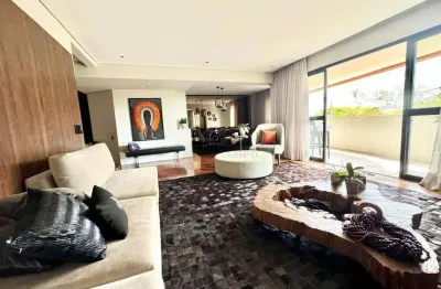 Apartamento de 200m², com 3 Suítes e 3 Vagas – Edifício Europa