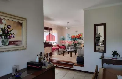 Casa para vender em valinhos no condomínio oruam,com 3 quartos sendo 01 suíte com closet,salas,lavabo,cozinha,piscina,excelente acabamento.