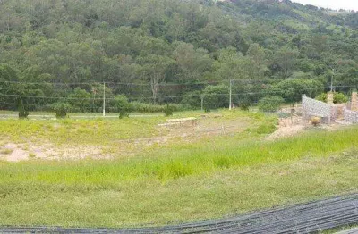 Terreno a venda no condominio vinhedo sol village em vinhedo/sp.