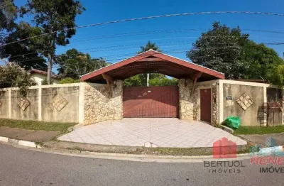 Linda chácara à venda na região do pinheirinho - estância das flores