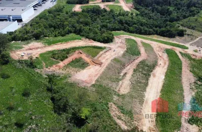Terreno à venda na Rua Manaus, S/N, Parque dos Estados, Louveira