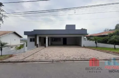Casa de condomínio à venda em vinhedo (estância marambaia) – 466 m² úteis, 868 m² de terreno