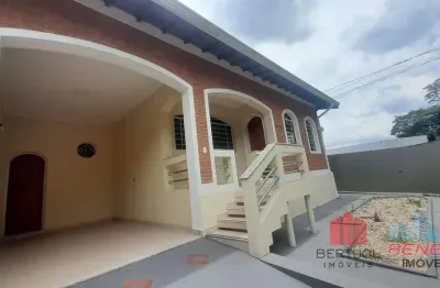 Casa com 3 quartos à venda na Rua José Matheus Sobrinho, 410, Centro, Vinhedo