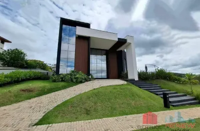 Casa Exclusiva a venda no Campo de Toscana com Vista Permanente