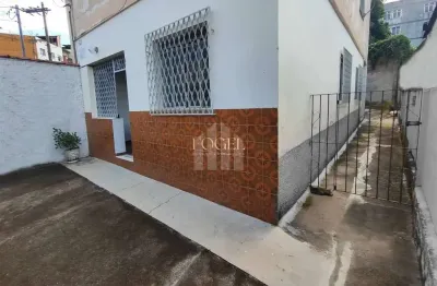 Santa luzia - casa 3/4 - excelente quintal - ampla cozinha - 1 vaga
