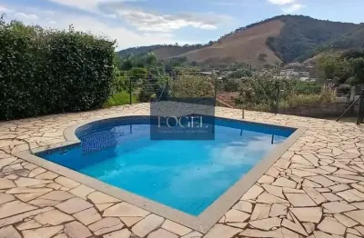 Chácara com 1700m² - excelente infraestrutura de lazer - piscina - campinho - quadra...