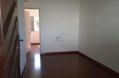 Apartamento colado ao metrô são judas preço baixou!!!