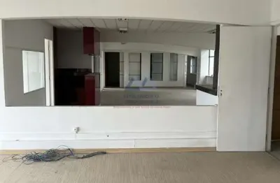 Sala comercial para alugar na Cidade Monções, São Paulo 
