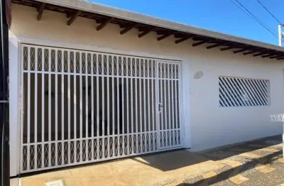 Casa para venda em araras, parque industrial, 3 dormitórios, 1 suíte, 2 banheiros, 2 vagas