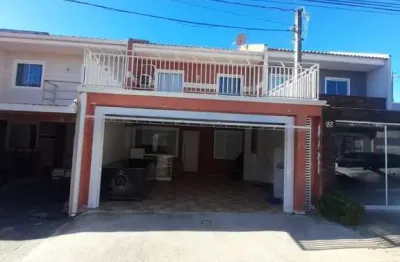 Casa com 4 quartos à venda na Rua Francisco da Conceição Machado, 1526, Gralha Azul, Fazenda Rio Grande