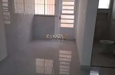 Casa centro nova ideal para consultorio, salao de beleza e residencia.