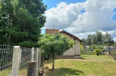 Casa com 2 quartos à venda na Rua Prof. Martim Frederico Raschke, 296, Centro, Araricá