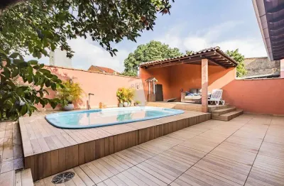 Casa com 3 quartos à venda na Rua Francisca Lechner, 243, Rubem Berta, Porto Alegre