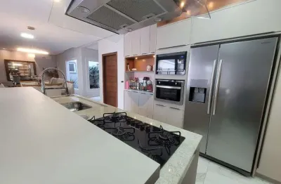Casa com 4 quartos à venda no Centro, Sapiranga 
