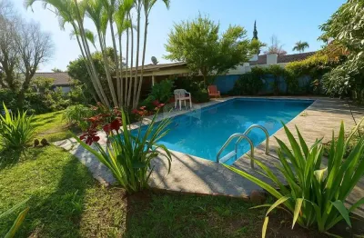Casa c/quiosque e vista, rolante - oportunidade única!