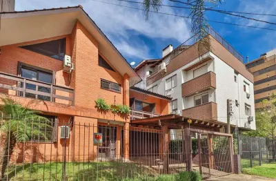 Casa com 3 quartos à venda na Rua Maestro Salvador Campanella, 152, Jardim Itu Sabará, Porto Alegre