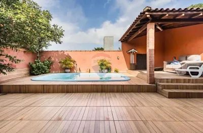 Casa com 3 quartos à venda na Rua Francisca Lechner, 243, Rubem Berta, Porto Alegre