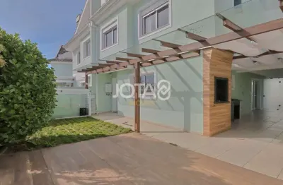 Casa em condomínio fechado com 3 quartos para alugar na Praça Ipiranga, 570, Capão Raso, Curitiba