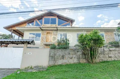 Casa com 3 quartos à venda na Rua Ernesto Casagrande, 120, Santo Inácio, Curitiba