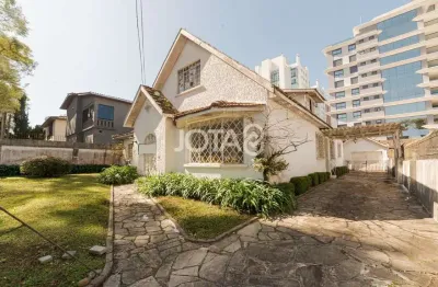 Casa para alugar na Rua Fernando Simas, 198, Bigorrilho, Curitiba