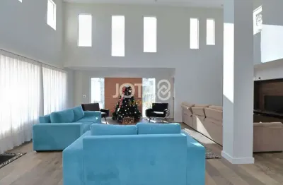 Casa com 3 quartos para alugar na Rua Rosa Ceronato Durigan, 54, Cascatinha, Curitiba