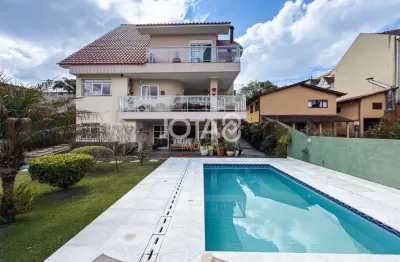 Casa com 4 quartos à venda na Rua Manoel Amálio de Souza, 335, Vista Alegre, Curitiba