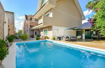 Casa em condomínio fechado com 4 quartos para alugar na Rua Presidente Wilson, 377, Uberaba, Curitiba