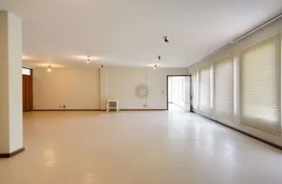 Ponto comercial com 3 salas para alugar na Rua Mateus Leme, 2390, Bom Retiro, Curitiba