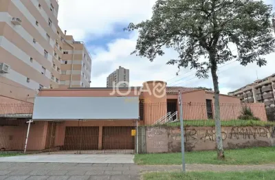 Ponto comercial com 5 salas para alugar na Rua Cândido Xavier, 835, Água Verde, Curitiba