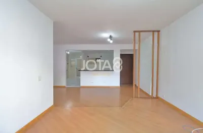 Apartamento com 3 quartos para alugar na Avenida Anita Garibaldi, 336, Juvevê, Curitiba