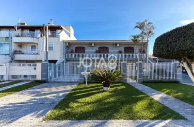 Casa com 4 quartos à venda na Rua Câmara Júnior, 906, Jardim das Américas, Curitiba