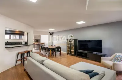 Casa com 3 quartos para alugar na Rua Vieira dos Santos, 379, Centro Cívico, Curitiba