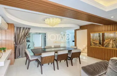 Casa em condomínio fechado com 4 quartos à venda na Rua Íris Antônio Campos, 369, Campo Comprido, Curitiba