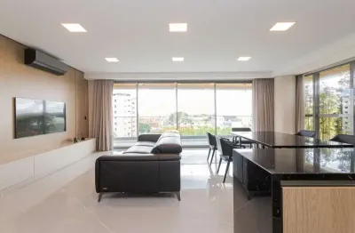 Apartamento com 3 quartos para alugar na Rua Doutor Alexandre Gutierrez, 49, Água Verde, Curitiba