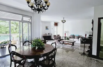 Apartamento com 4 quartos à venda na Avenida Governador Magalhães Barata, 110, Nazaré, Belém