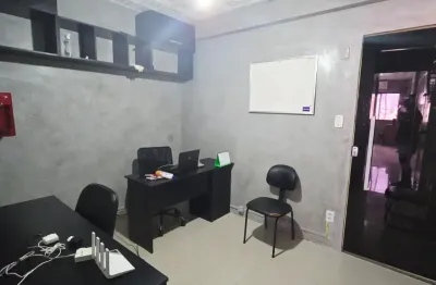 Sala comercial com 2 salas para alugar na Rua Quinze de Novembro, 226, Campina, Belém