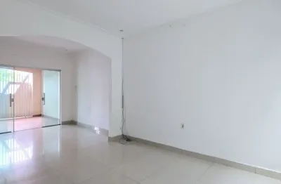 Casa com 5 quartos para alugar na Avenida Três Corações, 5, Cidade Nova, Ananindeua