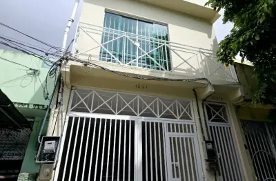 Casa com 2 quartos para alugar na Rua Bernal do Couto, 1257, Umarizal, Belém