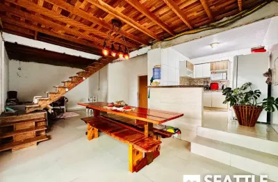 Casa com duas  residências  para venda terreno grande de esquina   no  bairro cidade nova acesso individual