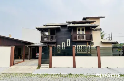 Casa para venda com 3 quartos  localizada  no bairro  cordeiros parte alta  - itajaí - sc