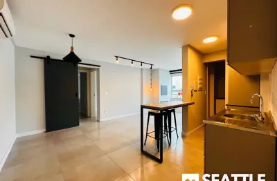 Apartamento  para venda com  01 suite e 01 dormitórios  sao 2 vagas de garagem  fica no bairro  Vila Operária - Itajaí - SC