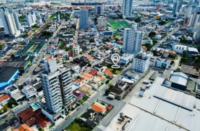 Terreno para construir prédio TERRENOTERRENO REPRESENTADO PELOS LOTES 30 E 32, COM ÁREA DE 600,00M² E BENFEITORIAS, LOCALIZADO NA RUA ANITA GARIBALDI, Nº 219, BAIRRO CENTRO, ITAJAÍ/SC.